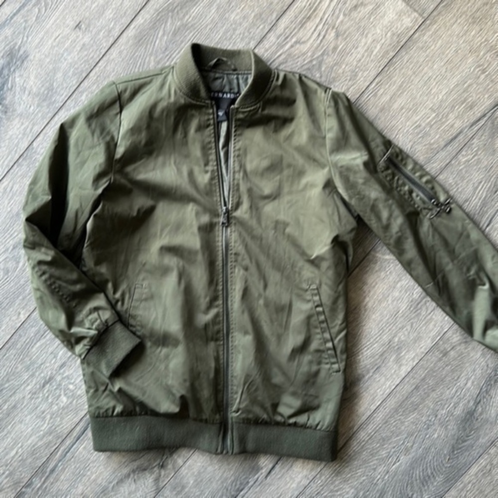 Bernado jacket olive green size Small bomber jacket bikercore